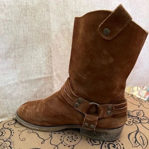 Rocket Dog Brown Suede Boho Motorcycle Boots - Picture 6 of 6